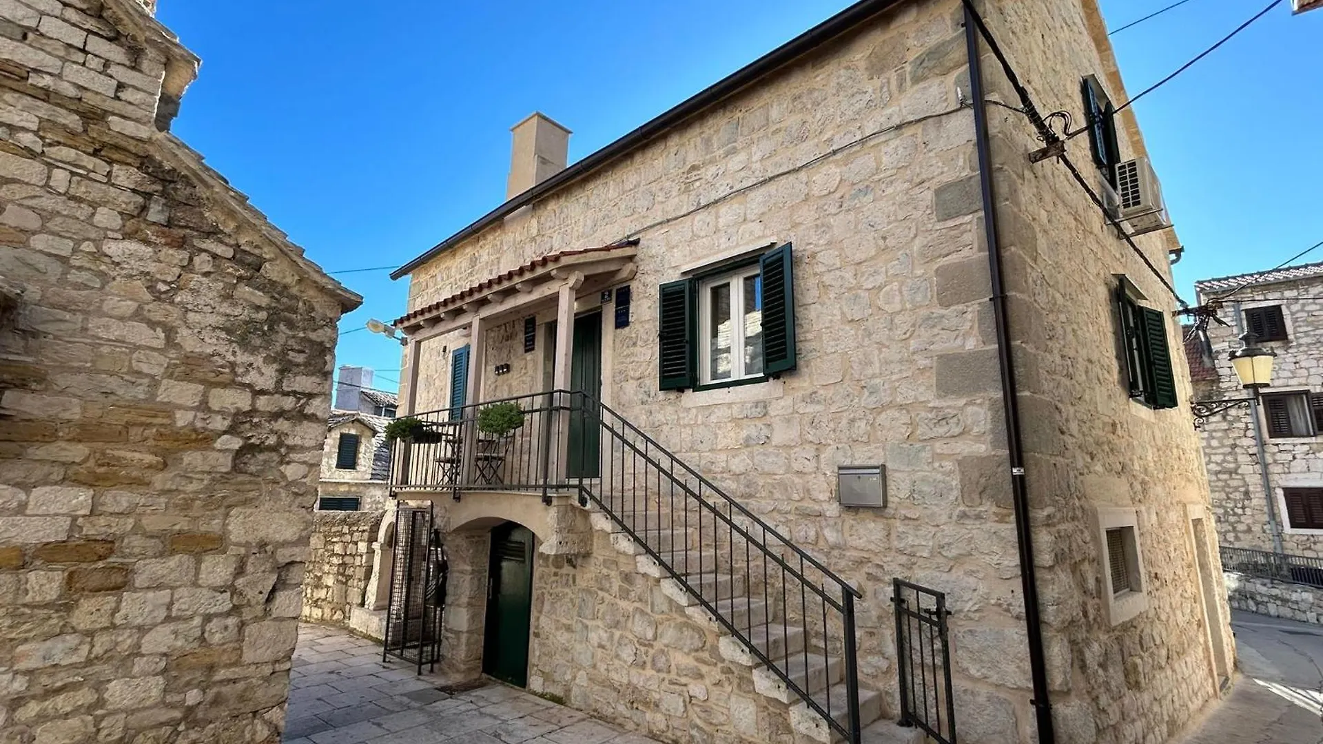 Mikula And Cvita Stone House contacts